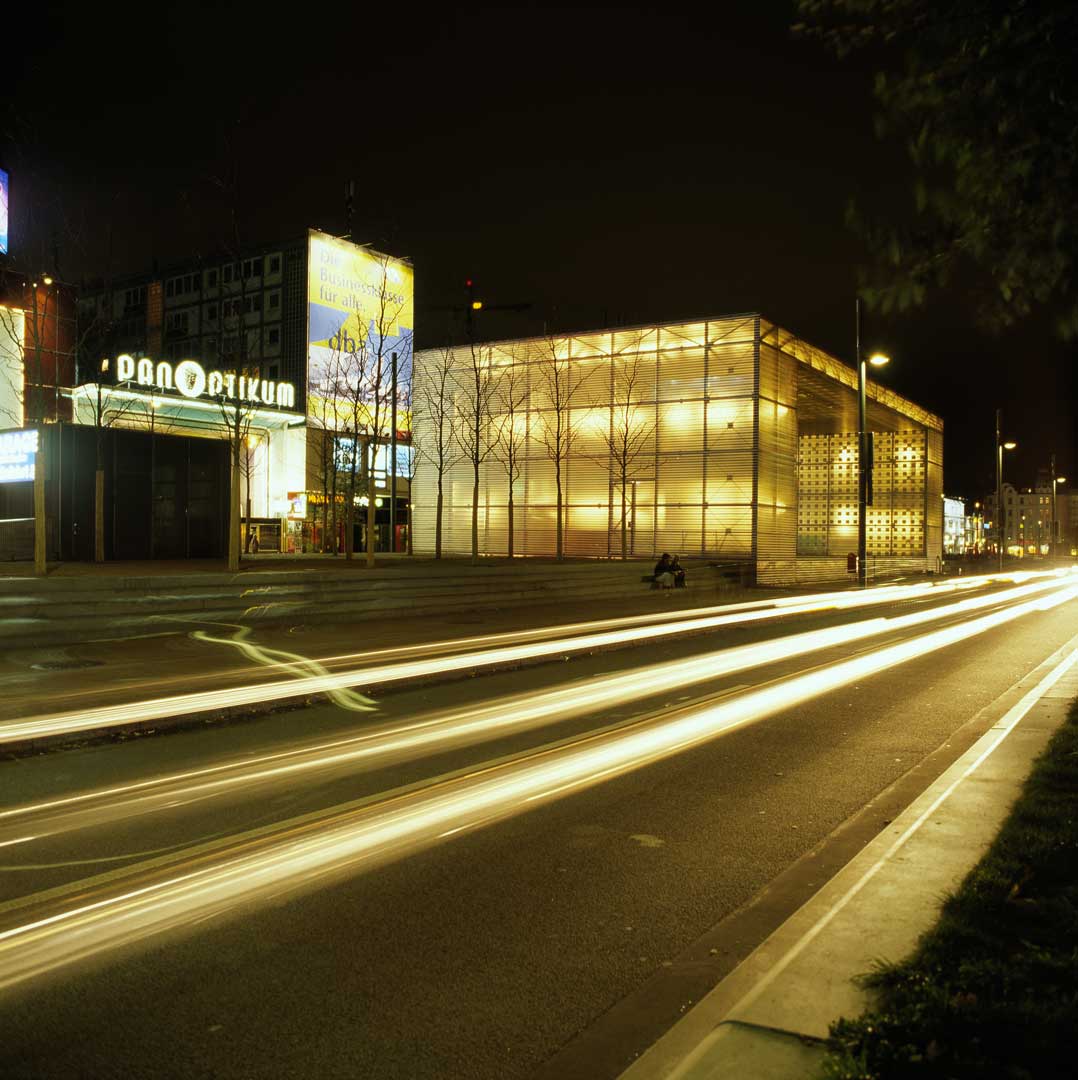 Galeriebild / Redevelopment of the Spielbudenplatz on the Reeperbahn in Hamburg